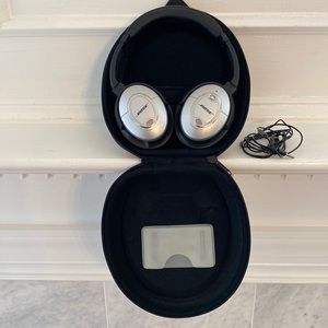 Bose Quiet Comfort 15 - Noise Canceling - Over the Ear - Wired - Best Offer